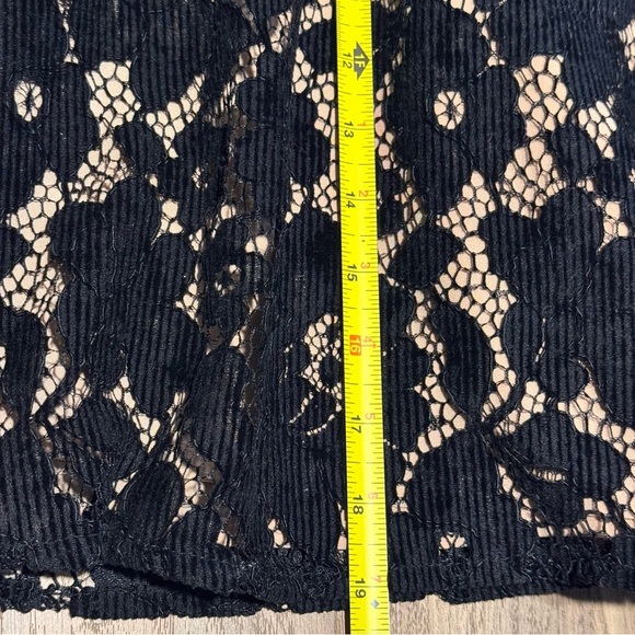 Free People Women's Size 6 Black Dangerous Love Plunge V-Neck Lace Mini Dress - Picture 8 of 8